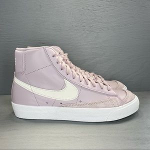 Nike W Blazer Mid ‘77 Platinum Violet